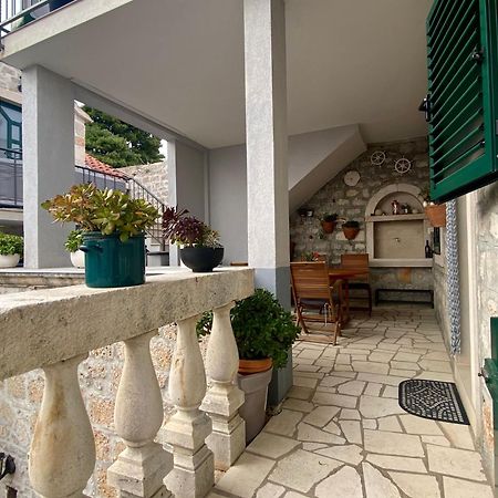 Apartment Simon - Old Stone Charm, Central Bol Life Luaran gambar