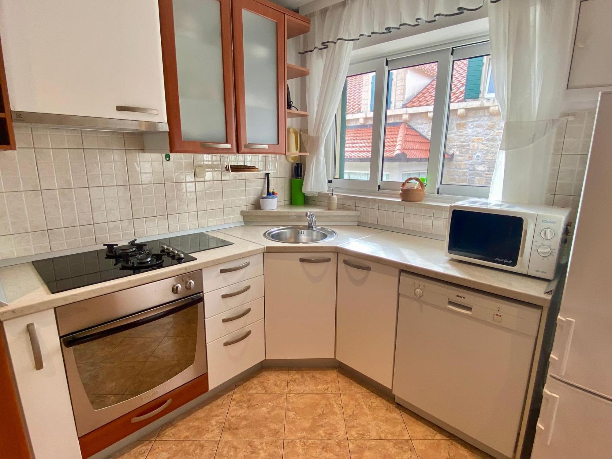 Apartment Simon - Old Stone Charm, Central Bol Life Luaran gambar