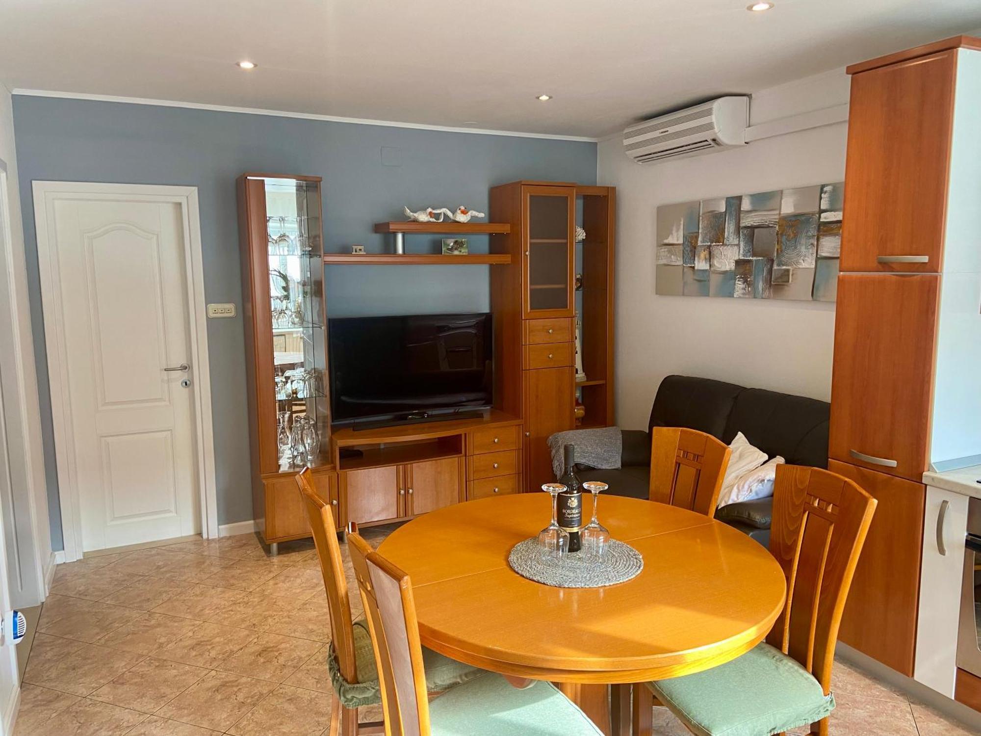 Apartment Simon - Old Stone Charm, Central Bol Life Luaran gambar