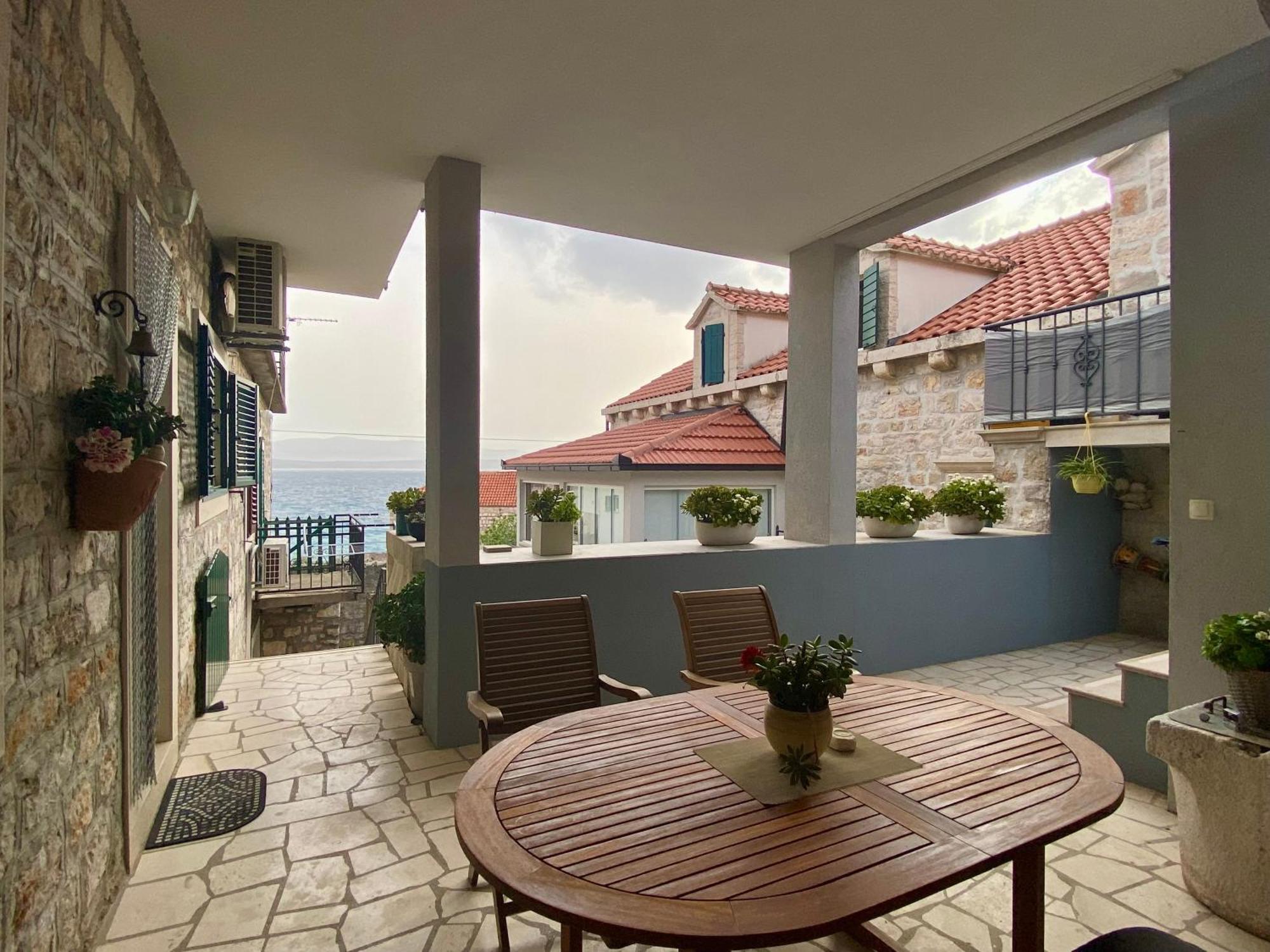 Apartment Simon - Old Stone Charm, Central Bol Life Luaran gambar